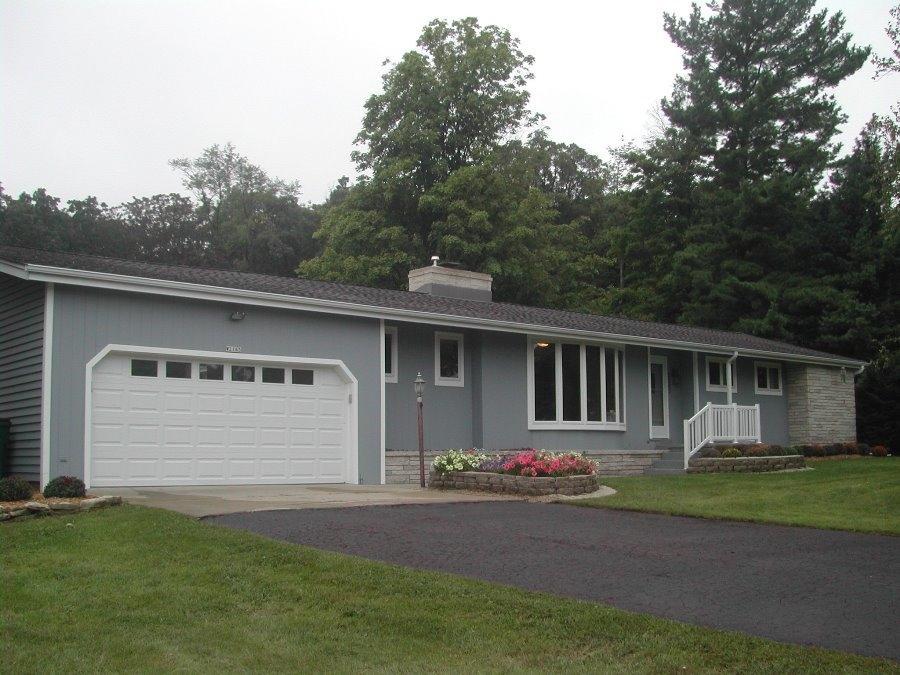 W2143 O Leary Ln, East Troy, WI 53120