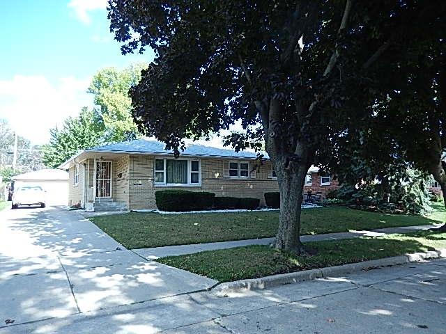 4440 Harrison Rd, Kenosha, WI 53142