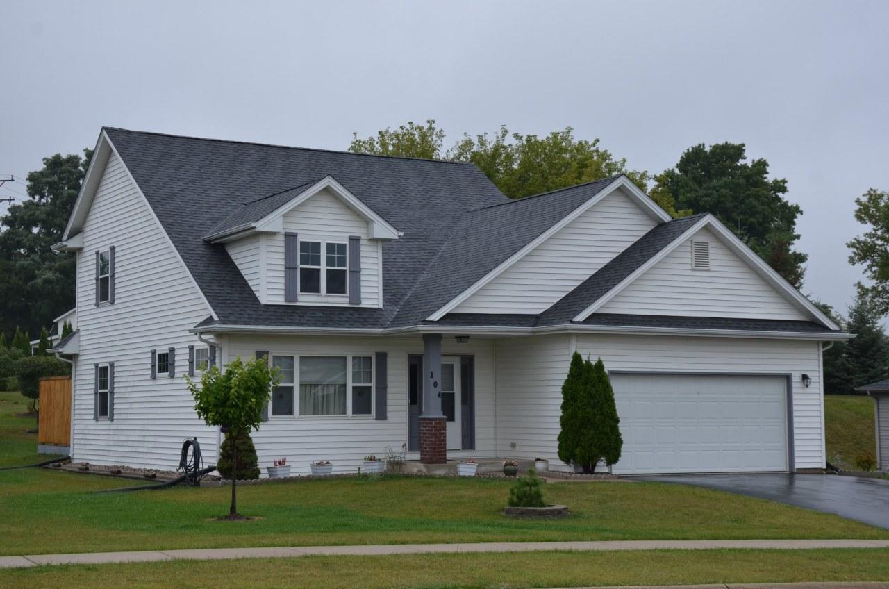 104 E East Haven, Watertown, WI 53094