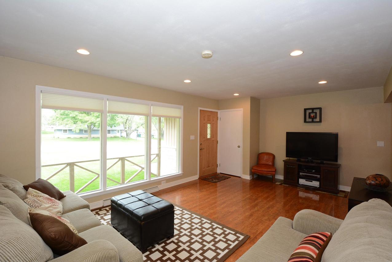 3400 S El Sirroco Dr., New Berlin, WI 53151