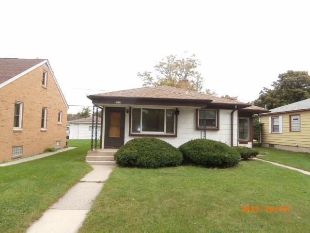 1808 W Howard Ave, Milwaukee, WI 53221