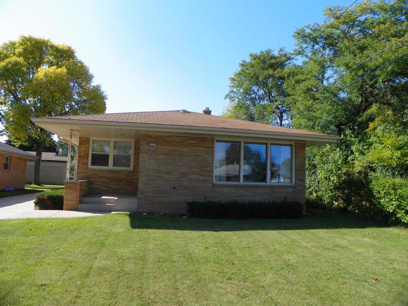 3223 S 86th St., Milwaukee, WI 53227