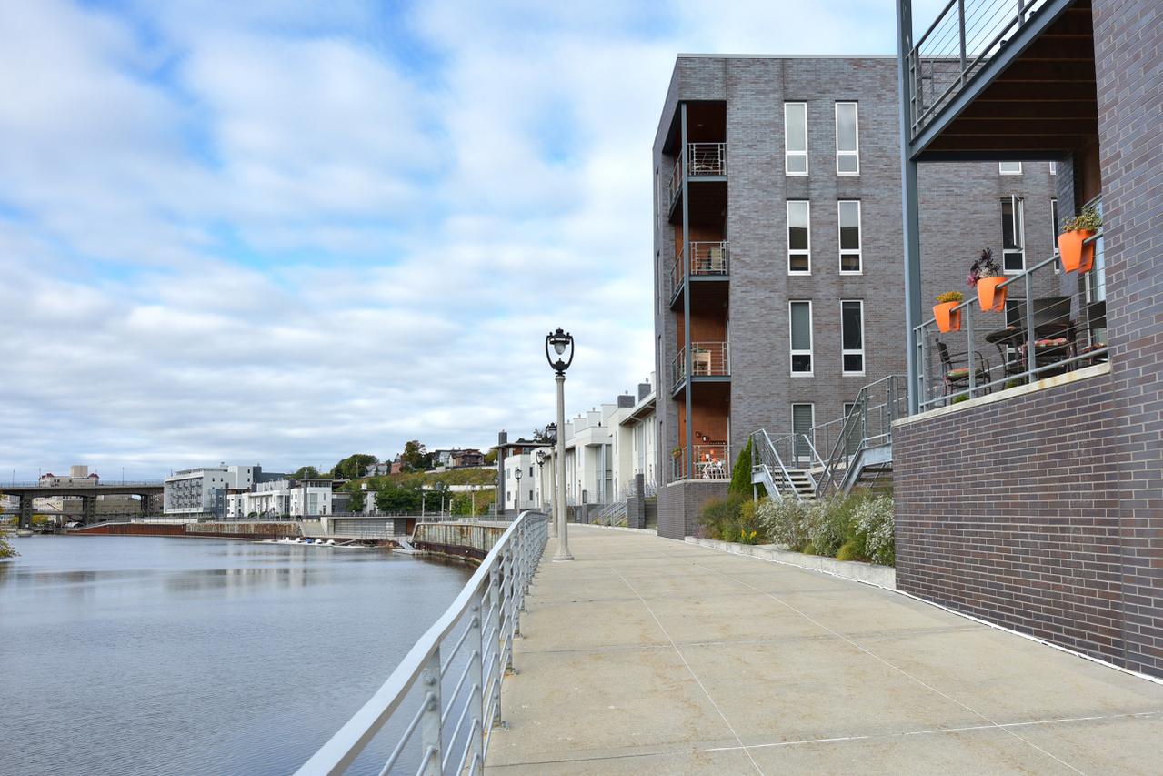 2050 N Commerce St #207, Milwaukee, WI 53212