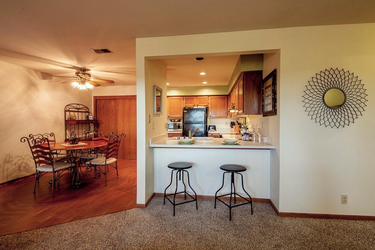 949 Quinlan Dr #C, Pewaukee, WI 53072