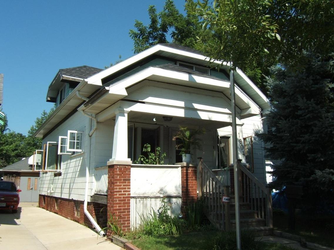1904 Blake Ave., Racine, WI 53404