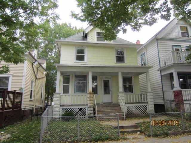 1520 S 26th St, Milwaukee, WI 53204