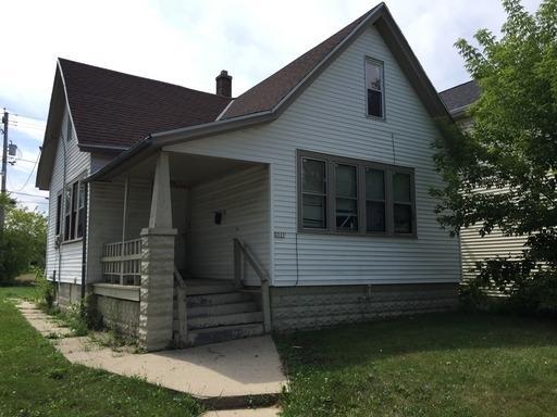 2517 N 24th St, Milwaukee, WI 53206