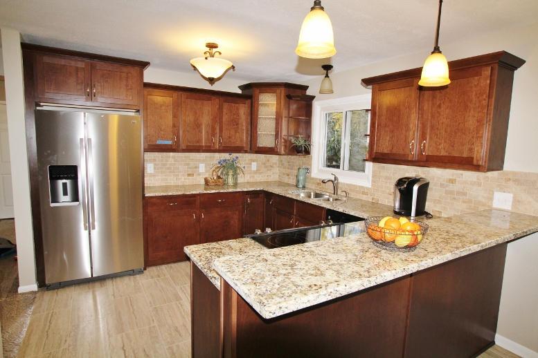 7010 W Evans Dr, Franklin, WI 53132