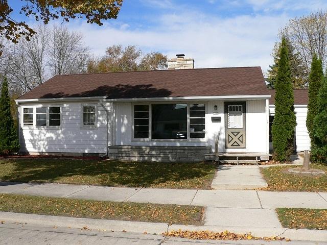 1220 Mead Ave., Sheboygan, WI 53081