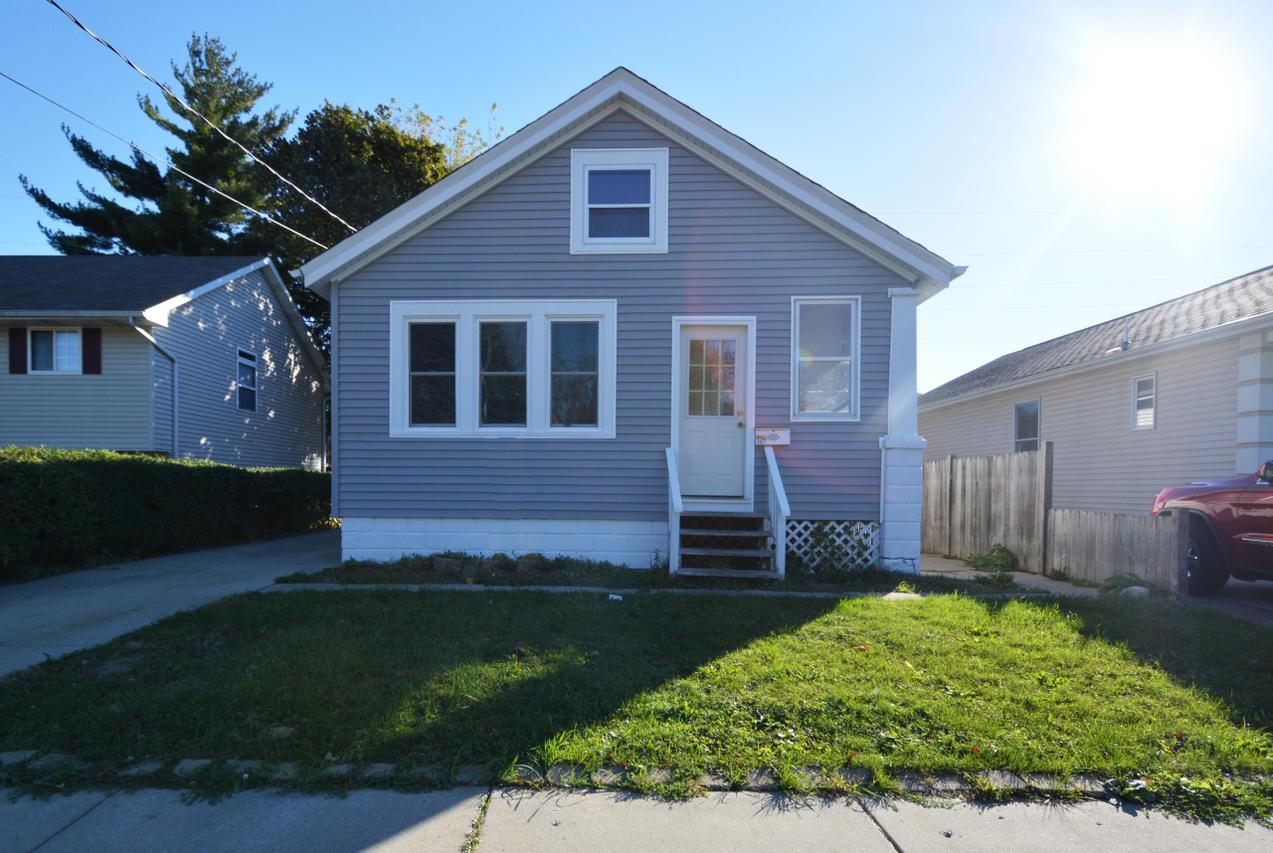 3827 28th Ave, Kenosha, WI 53140