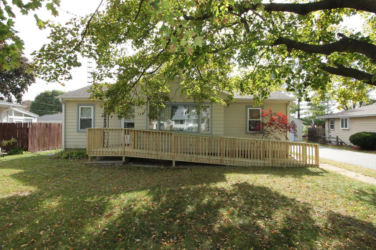 549 W State St., Burlington, WI 53105