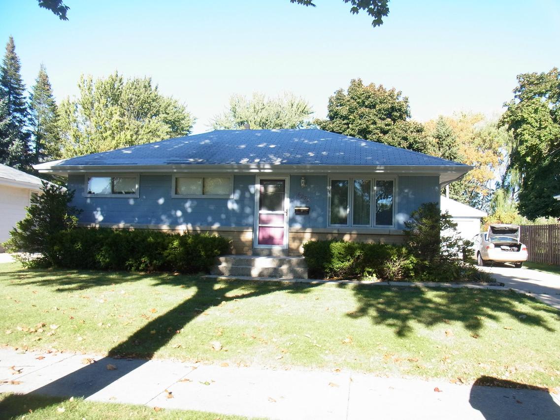 6272 N Joyce Ave., Milwaukee, WI 53225