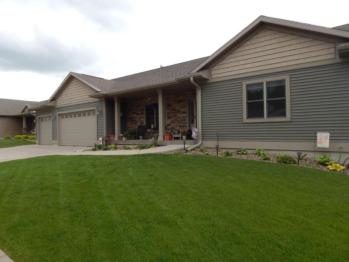 4077 Pineview St., Onalaska, WI 54650