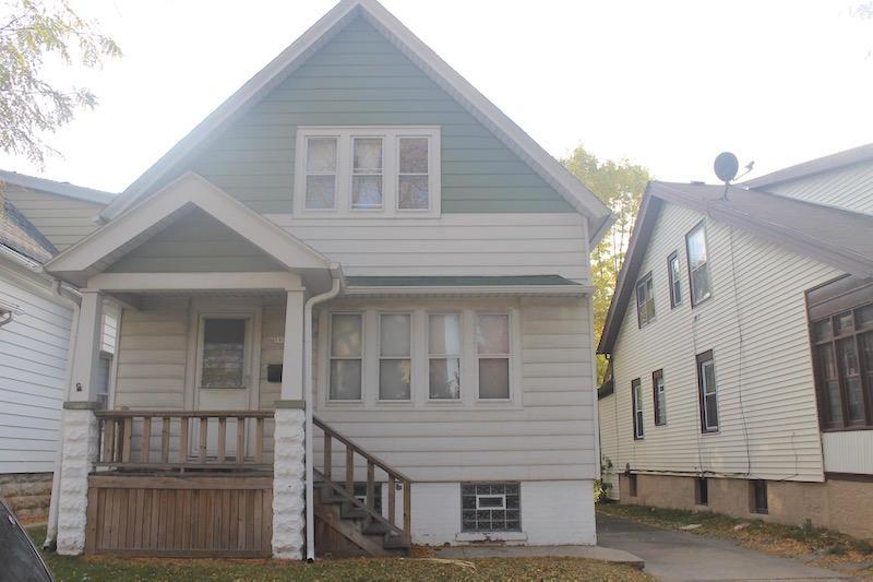 1934 S 31st St, Milwaukee, WI 53215