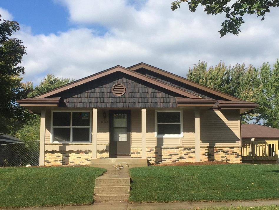 10528 W Arch Ave, Milwaukee, WI 53224