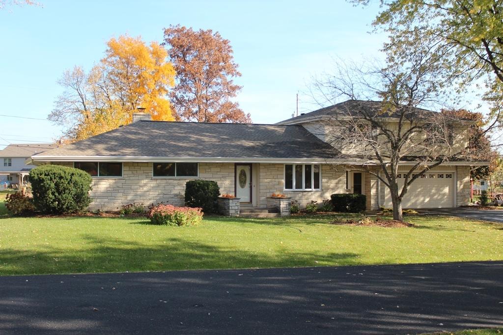 W176N5122 Evelyn Ter., Menomonee Falls, WI 53051