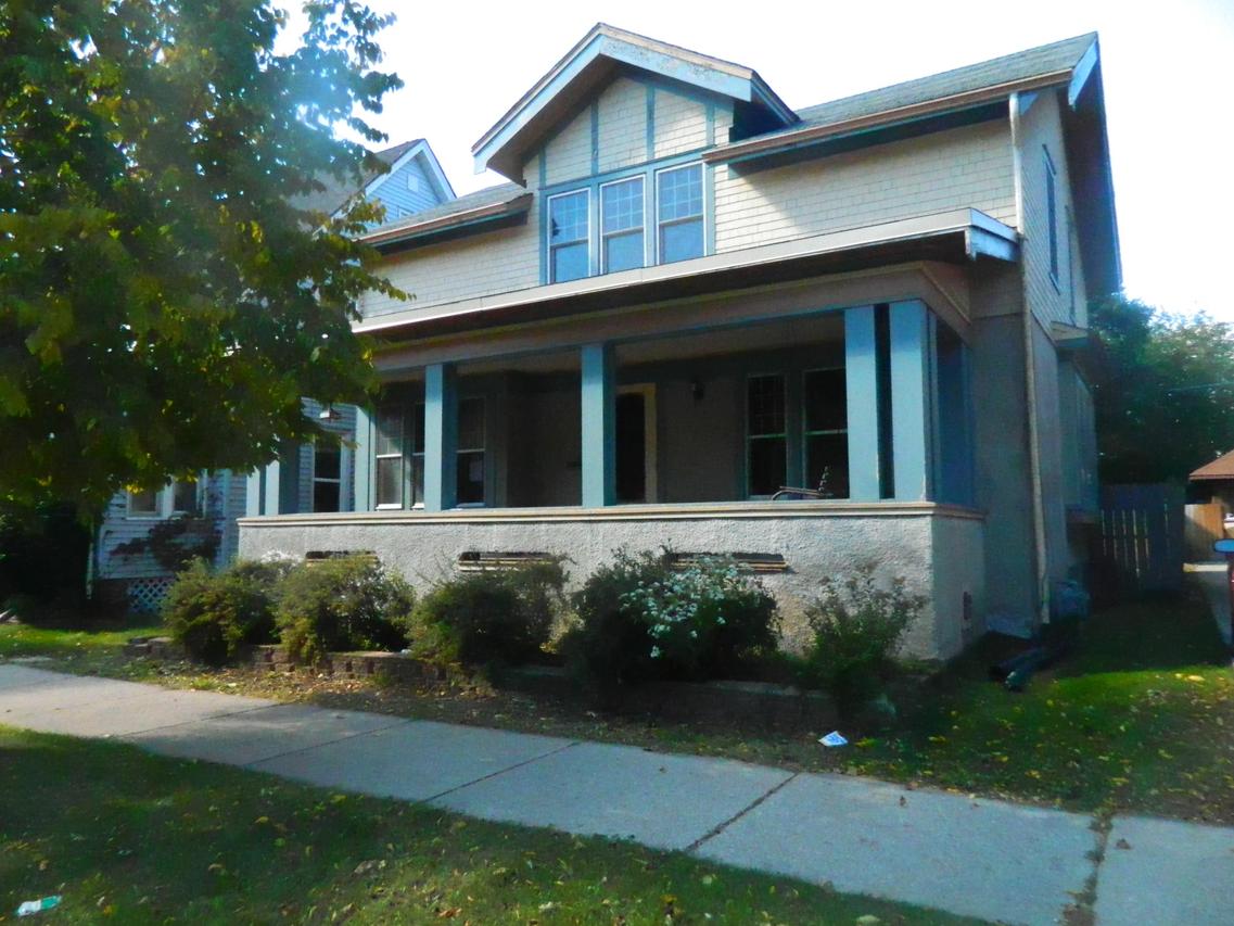 1040 Park Ave, Racine, WI 53403
