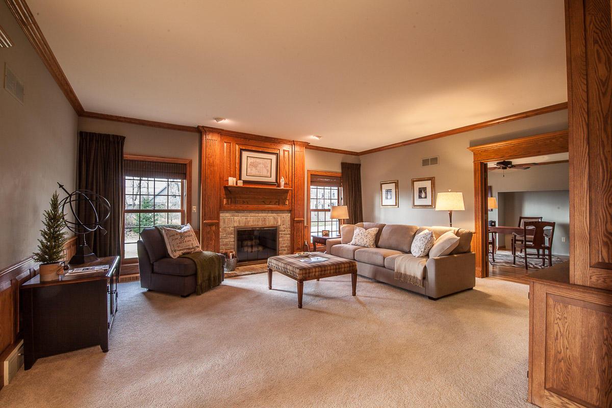 17380 Saint James Rd, Brookfield, WI 53045