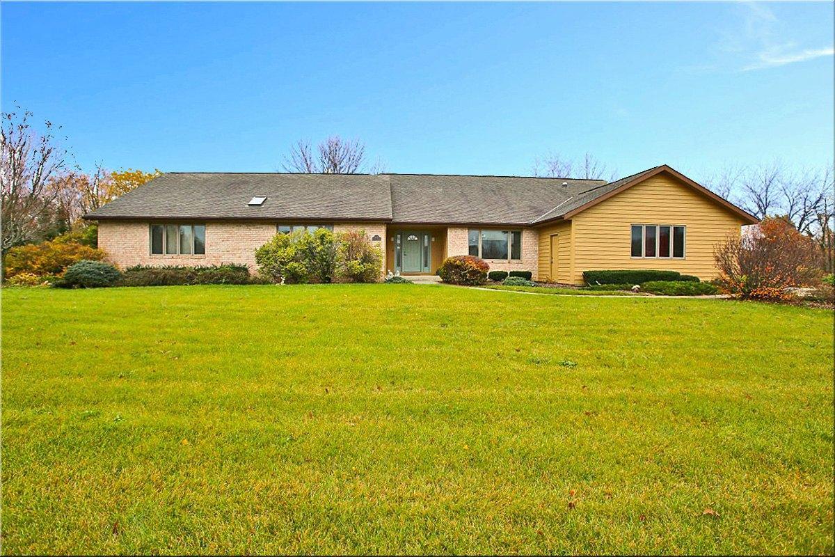 6631 Hidden Creek Rd., Caledonia, WI 53402