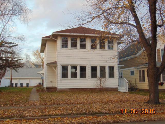 1225 Market St. #1227, La Crosse, WI 54601