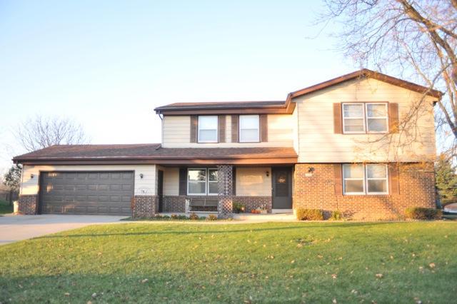 10218 W Beacon Hill #10220, Franklin, WI 53132