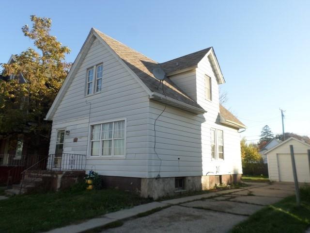 5809 23rd St, Kenosha, WI 53140