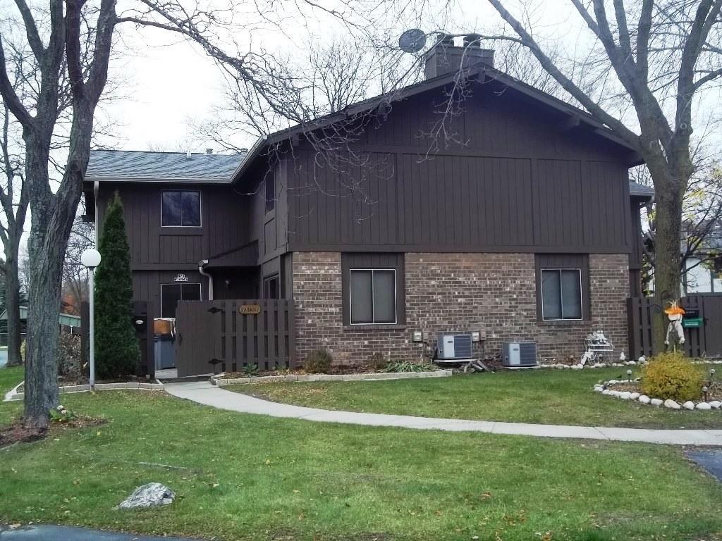 N76W14543 Northpoint Ct, Menomonee Falls, WI 53051