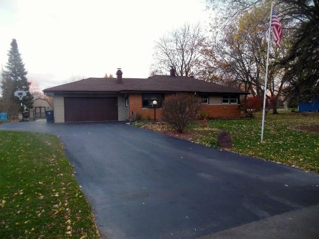 W156N5104 Arbor Vitae Ct, Menomonee Falls, WI 53051