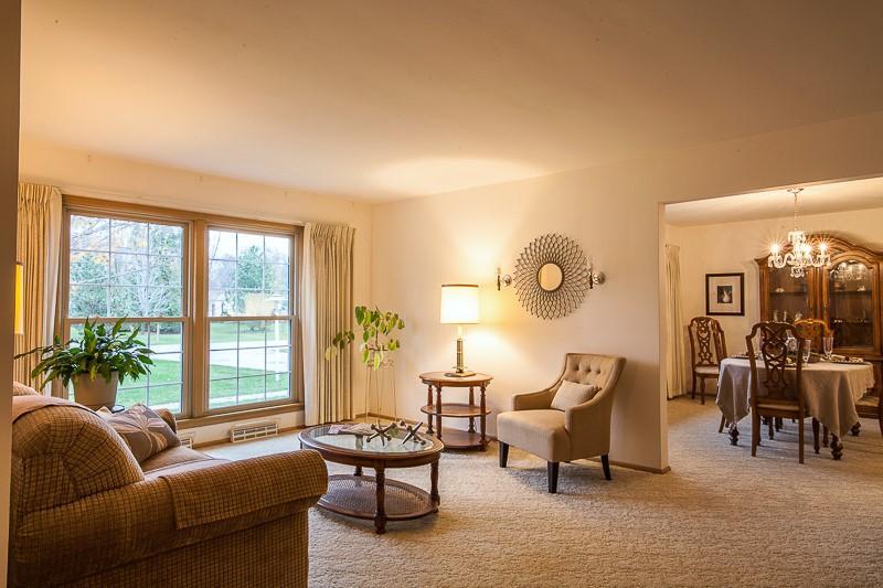 1925 Fairhaven Blvd, Elm Grove, WI 53122