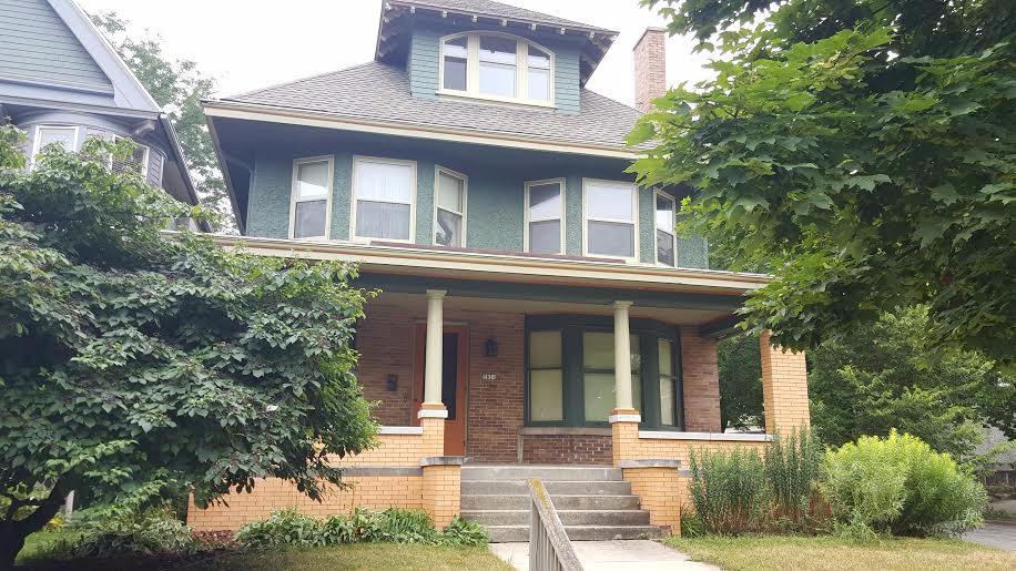 2831 W Mckinley Blvd, Milwaukee, WI 53208