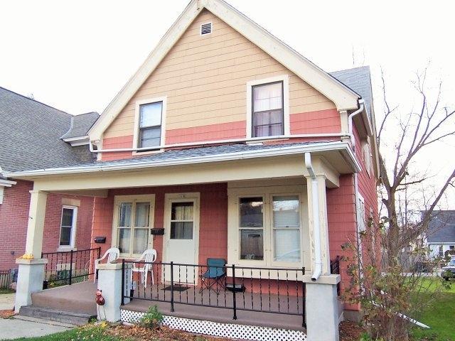 318 N 10th Ave., West Bend, WI 53095