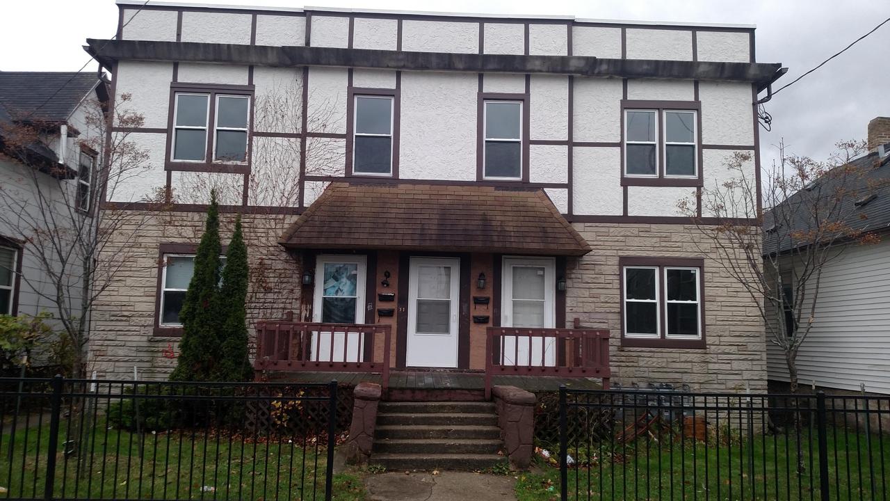 1917 61st St., Kenosha, WI 53143