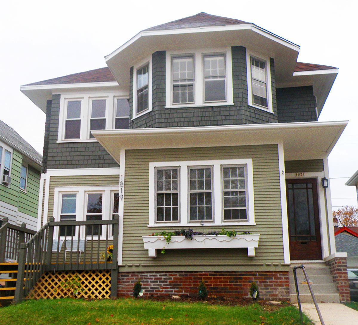 1819 N 54th St #1821, Milwaukee, WI 53208