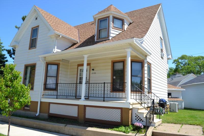 2129 Carmel Ave., Racine, WI 53405