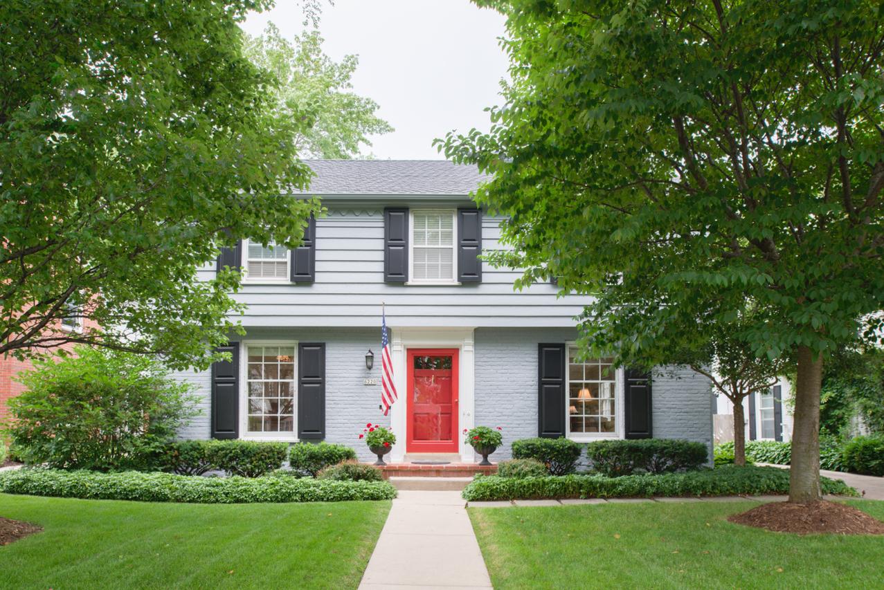 6220 N Bay Ridge, Whitefish Bay, WI 53217