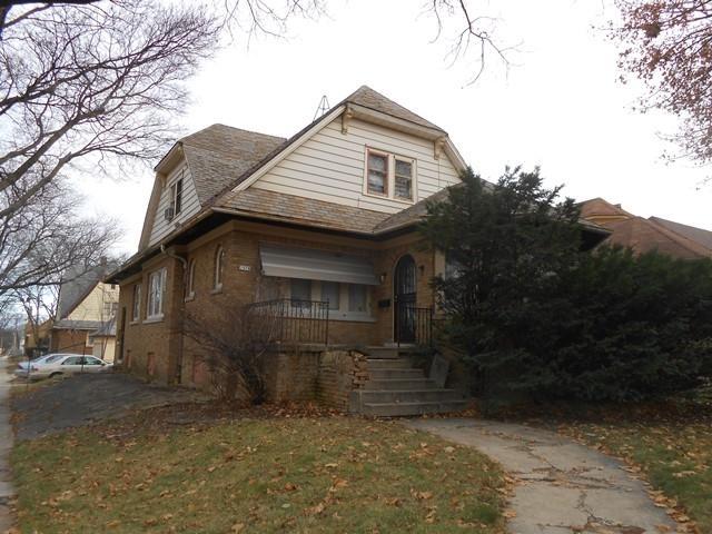 2978 N 54th St, Milwaukee, WI 53210