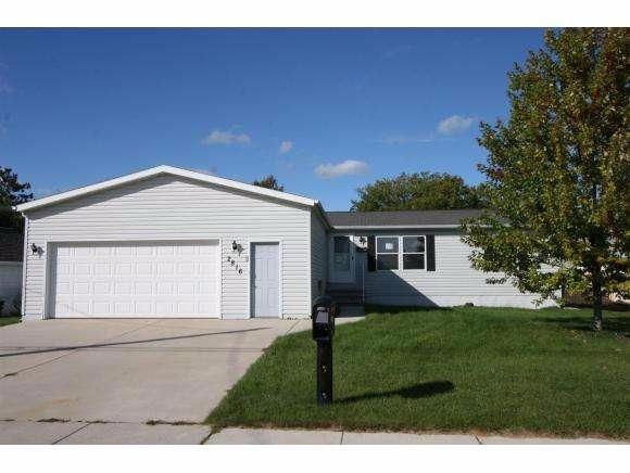 2816 10th St., Two Rivers, WI 54241