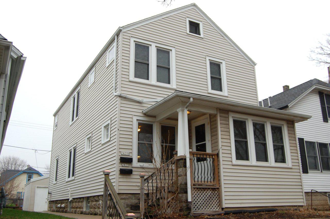 2439 S Austin St., Milwaukee, WI 53207
