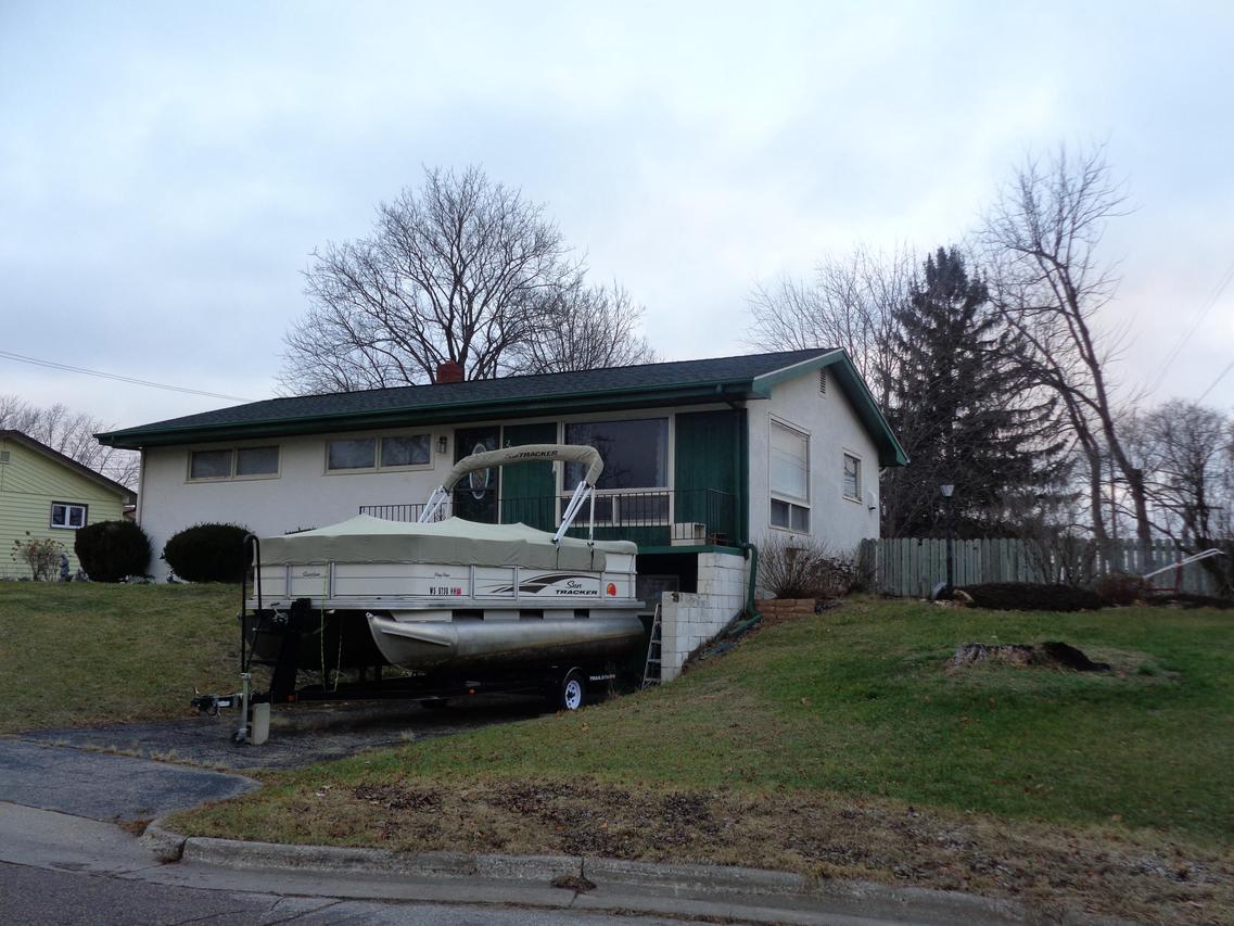 2935 Robinsdale Ave, La Crosse, WI 54601