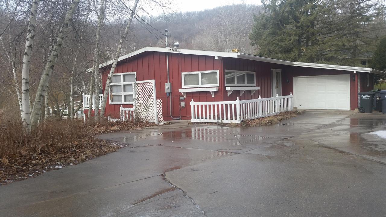 N1967 Wedgewood Dr, Shelby, WI 54601