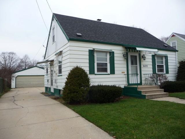 6422 37th Ave, Kenosha, WI 53142