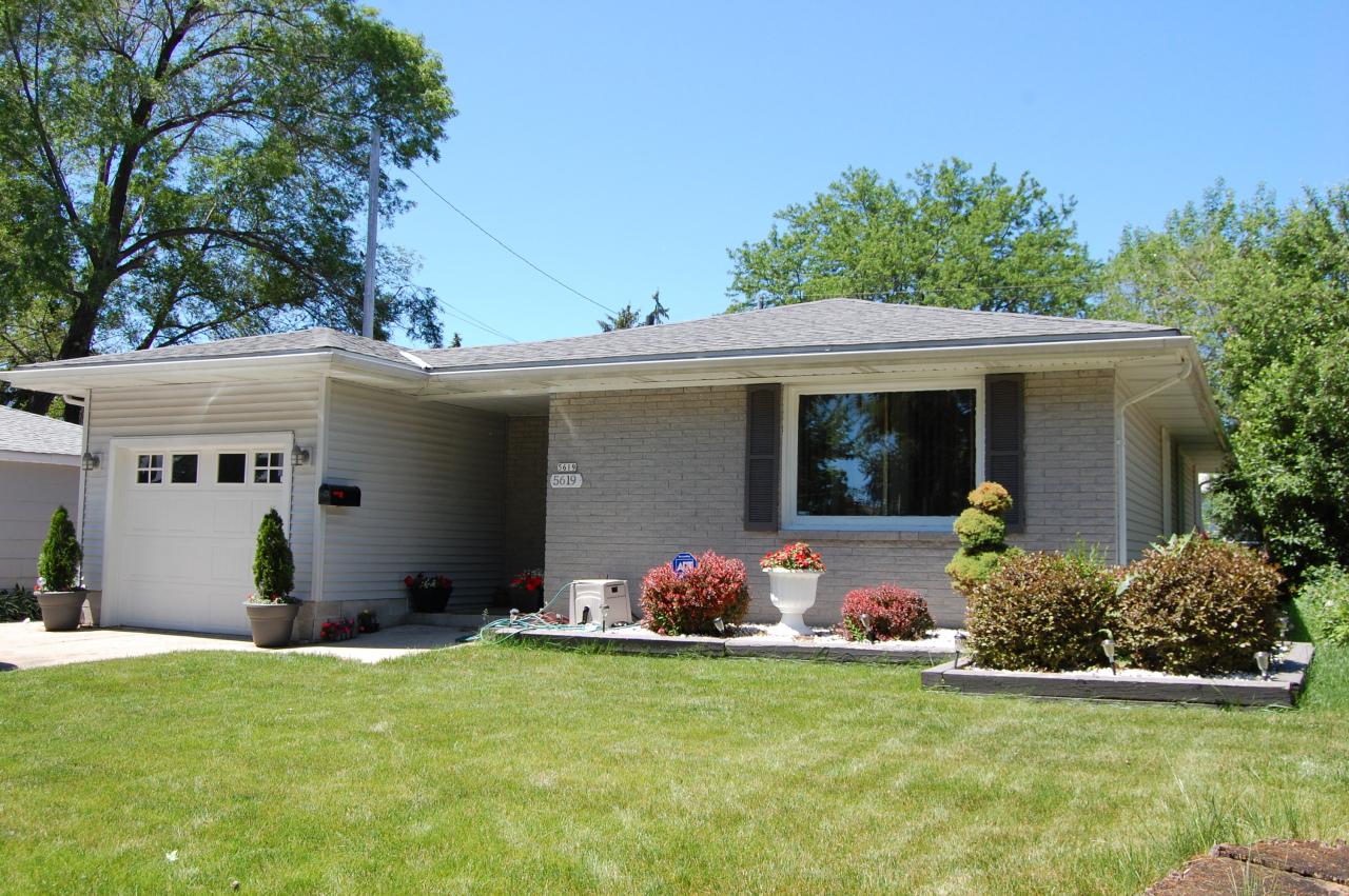 5619 N 86th St, Milwaukee, WI 53225