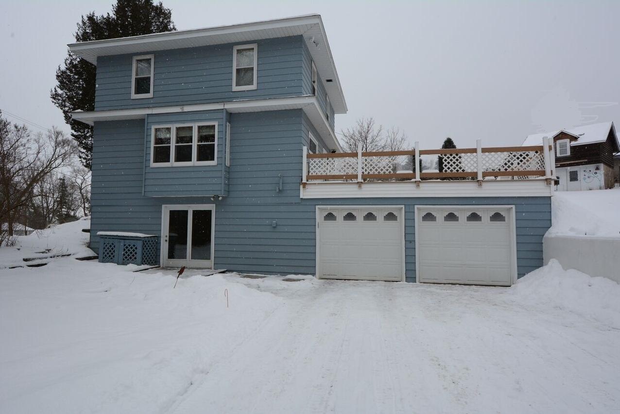 212 E Waukesha Rd., Eagle, WI 53119