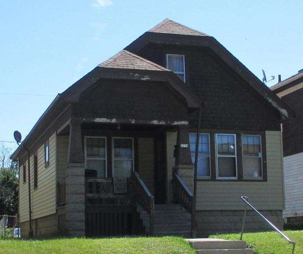 3774 N 13th St, Milwaukee, WI 53206