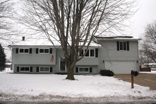 3804 Elm Dr, La Crosse, WI 54601