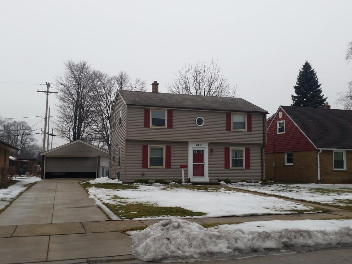 825 Marion Ave, South Milwaukee, WI 53172
