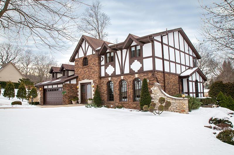 W264N6577 Hillview Dr, Lisbon, WI 53089