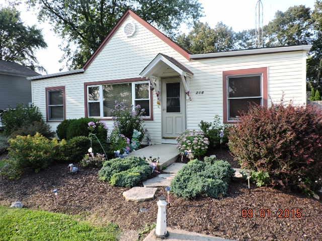 218 W Hunt Ave, Twin Lakes, WI 53181