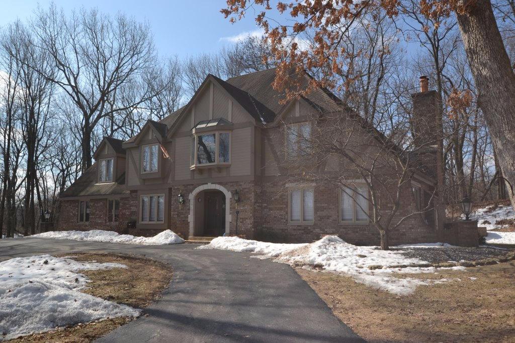 N66W31575 County Road K, Chenequa, WI 53029