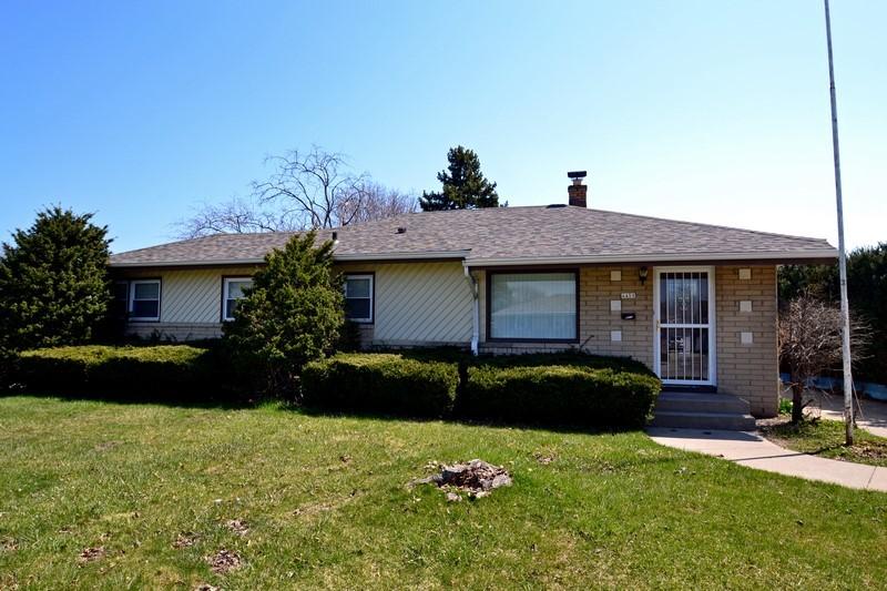 4458 N 88th St, Milwaukee, WI 53225